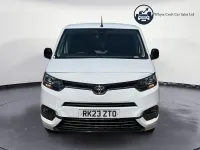 Used Toyota Proace Design 130 HP (95 kW) 2023 White MPV