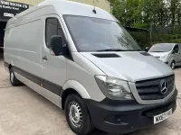 Używany Mercedes Sprinter 140 KM (102 kW) 2017 Srebrny Van