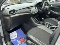 Used Vauxhall Grandland X Sport 120 HP (88 kW) 2018 Grey SUV