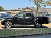 Used Nissan Navara Tekna 190 HP (139 kW) 2015 Black Pickup