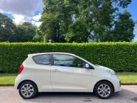 Used Kia Picanto 84 HP (61 kW) 2014 Beige Hatchback