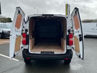 Used Vauxhall Vivaro 120 HP (88 kW) 2024 MPV