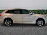 Used Audi Q7 S-Line 267 HP (196 kW) 2019 White SUV