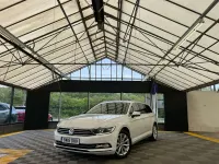 Begagnad VW Passat Business 120 HK (88 kW) 2018 Vit Kombi