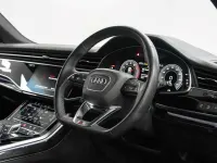 Używany Audi Q7 Black Edition 340 KM (250 kW) 2023 Szary SUV