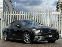 Begagnad Mercedes E220 AMG Line Premium 2021 Svart Sportkupé