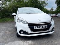 Begagnad Peugeot 208 Active 2019 Vit Halvkombi