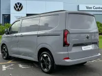 Begagnad VW Transporter Pro 150 HK (110 kW) 2025 Grå Van