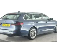 Usado BMW 530e Comfort Edition 292 HP (214 kW) 2023 Azul Carrinha