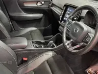 Used Volvo XC40 R-Design 2018 Red SUV