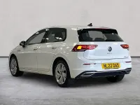 Used VW Golf VIII Style 150 HP (110 kW) 2022 White Hatchback