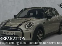 Używany Mini Cooper Classic 134 KM (98 kW) 2023 Srebrny Hatchback
