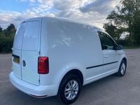 Used VW Caddy Highline 102 HP (75 kW) 2019 White MPV