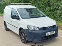 Usado VW Caddy 102 CV (75 kW) 2011 Blanco Monovolumen