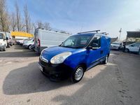 Used Vauxhall Combo 105 HP (77 kW) 2015 Blue MPV