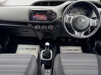 Used Toyota Yaris 99 HP (72 kW) 2016 Hatchback