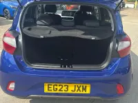 Used Hyundai i10 Premium 67 HP (49 kW) 2023 Blue Hatchback