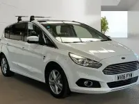 Used Ford S-MAX Titanium 2016 White MPV