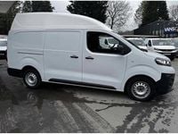 Used Vauxhall Vivaro S 100 HP (73 kW) 2023 White MPV