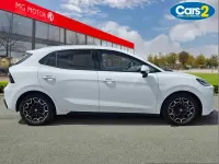 Used MG MG4 EV 319 kW (435 HP) 2026 White Hatchback