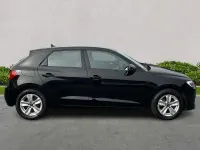 Begagnad Audi A1 Design 94 HK (69 kW) 2022 Svart SUV