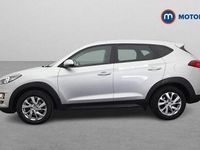 Usado Hyundai Tucson SE 177 HP (130 kW) 2020 Prateado SUV