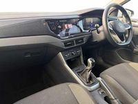 Used VW Polo Life 95 HP (69 kW) 2023 White Hatchback