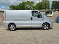 Used Renault Trafic 2010 Silver MPV
