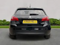 Gebraucht Peugeot 308 Allure 130 PS (95 kW) 2019 Schwarz Kleinwagen