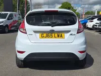 Used Ford Fiesta Titanium 100 HP (73 kW) 2015 White Hatchback
