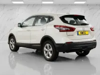 Used Nissan Qashqai Acenta Premium 115 HP (84 kW) 2018 White SUV