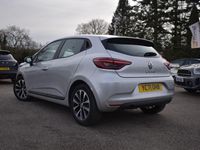 Used Renault Clio V Iconic 90 HP (66 kW) 2021 Silver Hatchback