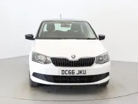 Used Skoda Fabia Colour Edition 90 HP (66 kW) 2017 White Hatchback