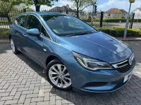 Used Vauxhall Astra Design Edition 105 HP (77 kW) 2017 Blue Hatchback