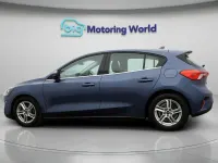 Used Ford Focus Zetec 95 HP (69 kW) 2020 Blue Hatchback