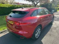 Second-hand Jaguar F-Pace R-Sport 180 CP (132 kW) 2020 Roșu SUV