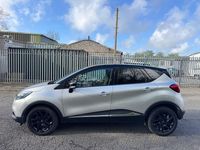 Used Renault Captur Dynamique 90 HP (66 kW) 2015 Silver SUV