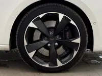 Used Cupra Leon VZ1 245 HP (180 kW) 2023 White Hatchback