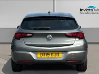 Used Vauxhall Astra SRi 105 HP (77 kW) 2019 Cosmic grey metallic Hatchback