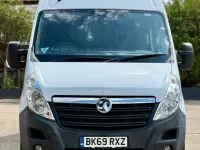 Begagnad Vauxhall Movano 2019 Vit Minibuss