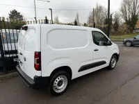New Vauxhall Combo 100 HP (73 kW) 2025 Unknown Van