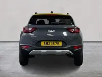 Usado Kia Stonic 2023 Cinzento SUV