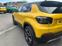 Used Jeep Avenger Summit 100 HP (73 kW) 2025 Yellow SUV