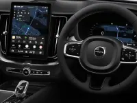 New Volvo XC60 Plus 250 HP (183 kW) 2026 Crystal white SUV