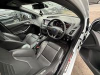 Used Ford Focus ST 2016 White Hatchback