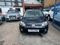 Begagnad VW up! 2012 Svart Halvkombi