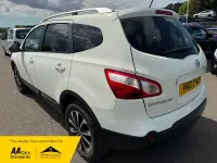 Used Nissan Qashqai N-TEC 2012 White SUV