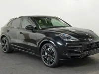 Used Porsche Cayenne Turbo 550 HP (404 kW) 2019 Black SUV