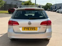 Usado VW Passat S 105 HP (77 kW) 2011 Prateado Carrinha