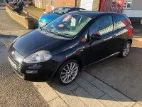 Usado Fiat Punto 77 HP (56 kW) 2014 Preto Citadino